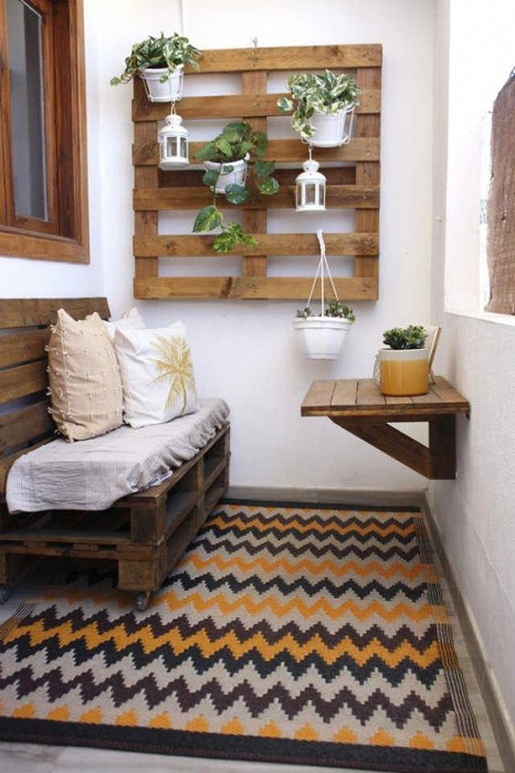 5 Awesome Tips To Decorate Small Balcony For Welcoming Spring 
