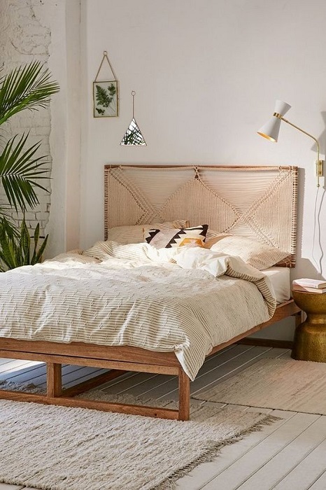 Take A Look At Modern Vintage Bedroom Design Ideas Completed By Wooden Accent