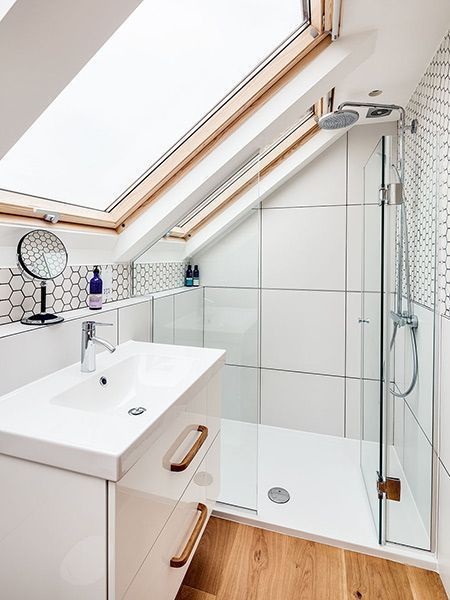 15 Chic And Modern Attic Bathroom Interior Design Ideas To Refresh Your Mood